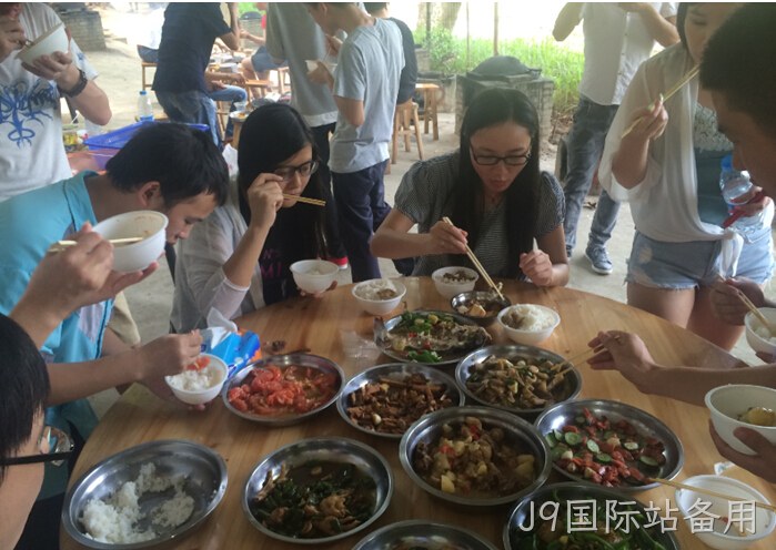 J9国际站备用午餐